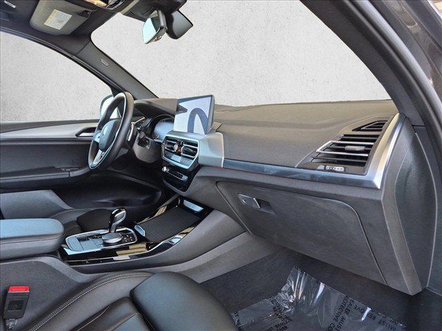 Used 2023 BMW X3 xDrive30i AWD/4WD image 22