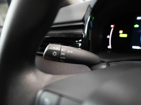 Used 2025 Toyota Camry LE w/ Convenience Package FWD image 13