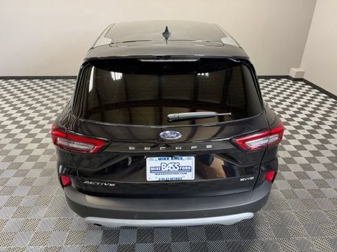 Used 2023 Ford Escape Active w/ Tech Pack #1 AWD/4WD image 12