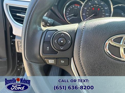 Used 2014 Toyota Corolla LE FWD image 22