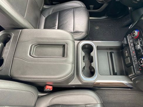 Used 2021 Chevrolet Silverado 1500 LT Trail Boss w/ Convenience Package II AWD/4WD image 46