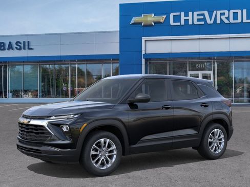 New 2026 Chevrolet TrailBlazer LS w/ LS Confidence Package FWD image 2