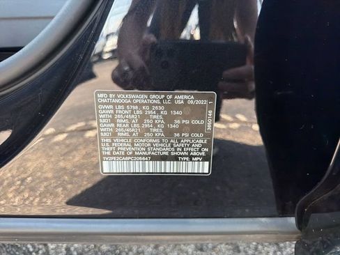 Used 2023 Volkswagen Atlas Cross Sport SEL Premium R-Line AWD/4WD image 31