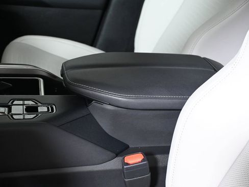Used 2025 Lexus TX 350 AWD w/ Technology Package image 25