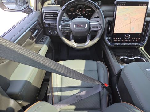 New 2026 GMC Yukon AT4 w/ AT4 Premium Plus Package AWD/4WD image 35