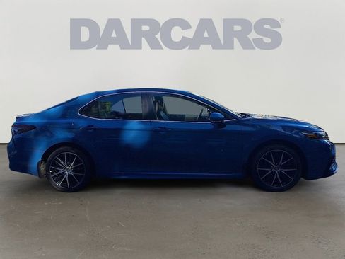 Used 2024 Toyota Camry SE FWD image 8
