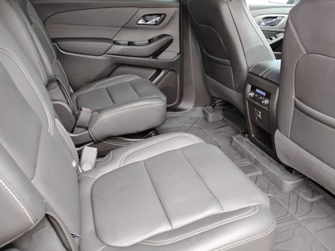Used 2023 Chevrolet Traverse LT w/ LPO, Floor Liner Package image 19