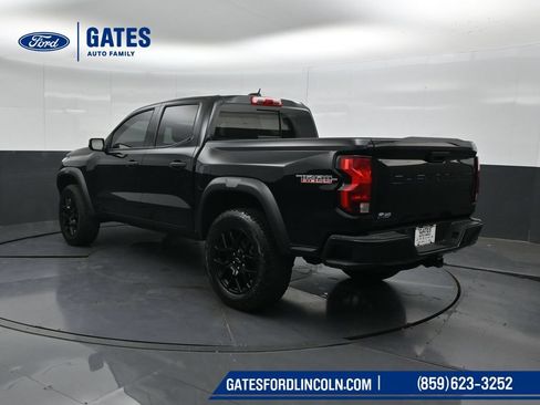Used 2024 Chevrolet Colorado Trail Boss w/ LPO, Dark Essentials Package AWD/4WD image 8