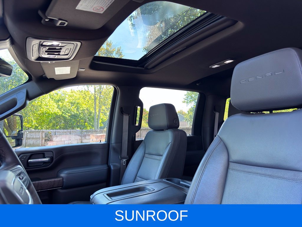 Used 2021 GMC Sierra 2500 Denali w/ Denali Ultimate Package AWD/4WD image 9
