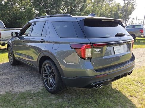 Used 2026 Ford Explorer ST w/ Sun And Sound Package RWD image 12