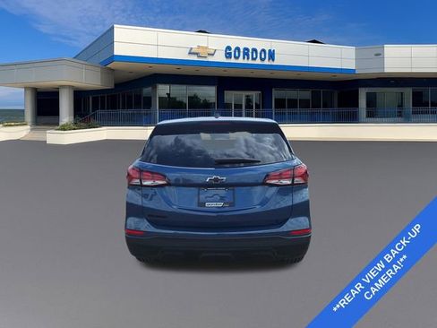 Used 2024 Chevrolet Equinox LS w/ LS Convenience Package FWD image 4