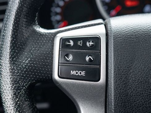 Used 2011 Toyota 4Runner Limited AWD/4WD image 36