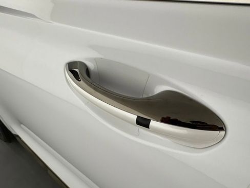 Used 2020 Hyundai Santa Fe Limited FWD image 12