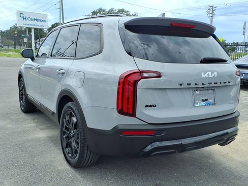 Used 2022 Kia Telluride EX w/ EX Premium Package AWD/4WD image 5