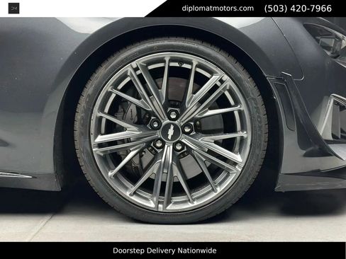 Used 2018 Chevrolet Camaro ZL1 RWD image 40