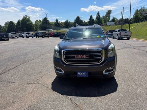 Used 2015 GMC Yukon SLE w/ Convenience Package AWD/4WD image 2
