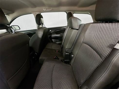 Used 2020 Dodge Journey SE w/ Blacktop Package image 22