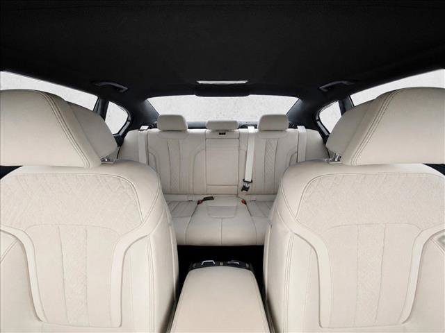 Used 2023 BMW 540i w/ Executive Package RWD image 21
