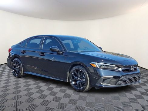 Used 2024 Honda Civic Sport image 1
