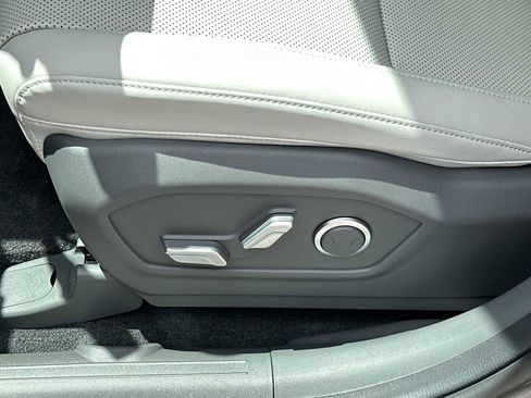 New 2026 Hyundai Santa Fe SEL FWD image 10