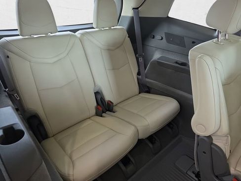 Certified 2023 Cadillac XT6 Premium Luxury w/ LPO, Floor Liner Package AWD/4WD image 12