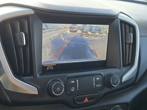 Used 2020 GMC Terrain SLE w/ Driver Convenience Package image 8