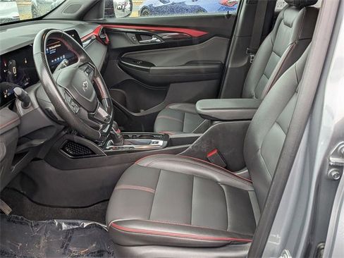 Used 2024 Chevrolet TrailBlazer RS w/ Driver Confidence Package image 14