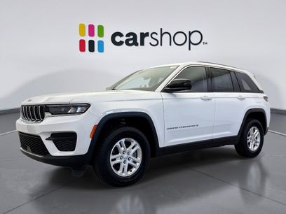 Used 2023 Jeep Grand Cherokee Laredo w/ Luxury Tech Group I