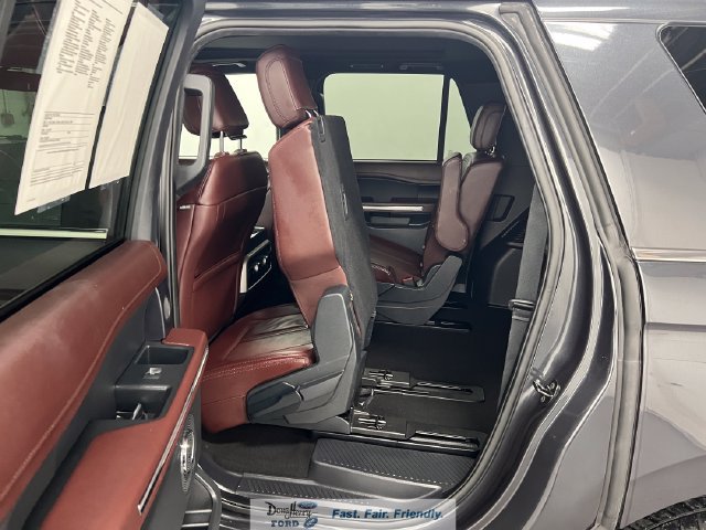 Used 2024 Ford Expedition Max Limited RWD image 32