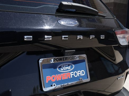 Used 2022 Ford Escape S AWD/4WD image 19