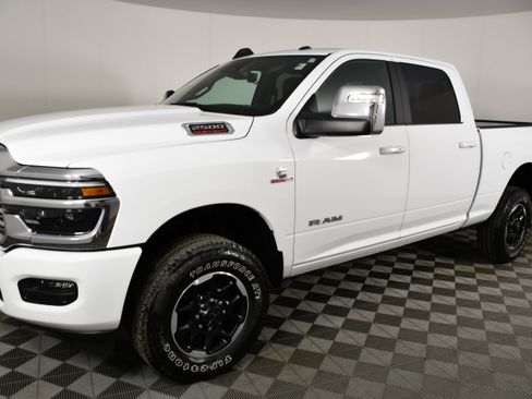 Used 2026 RAM 2500 Laramie image 10