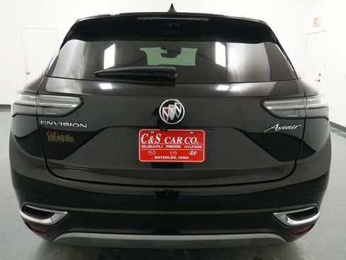Used 2022 Buick Envision Avenir w/ Technology Package II FWD image 8