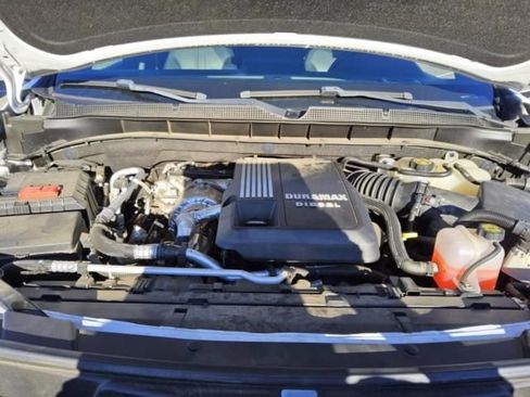 Used 2022 Chevrolet Tahoe RST w/ Luxury Package image 4