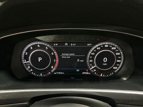 Used 2018 Volkswagen Tiguan SEL Premium w/ R-Line Package image 14