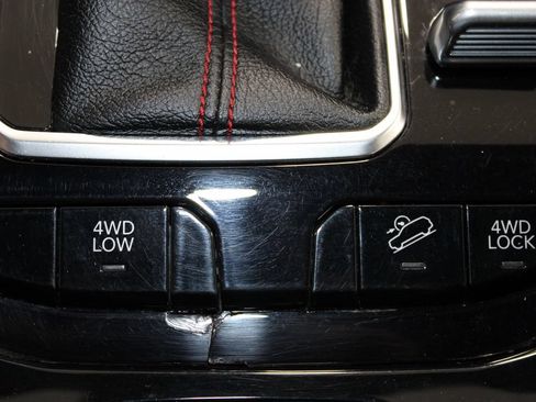 Used 2024 Jeep Compass Trailhawk AWD/4WD image 36