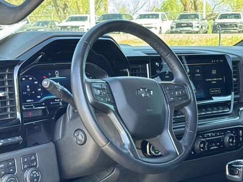 Used 2023 Chevrolet Silverado 1500 ZR2 w/ Technology Package AWD/4WD image 36