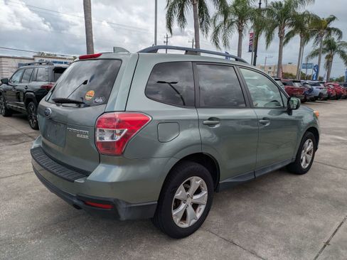 Used 2016 Subaru Forester 2.5i Premium AWD/4WD image 4
