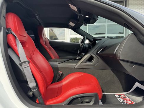 Used 2014 Chevrolet Corvette Stingray Coupe RWD image 27