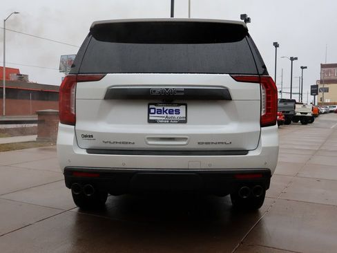 Certified 2024 GMC Yukon Denali Ultimate image 7