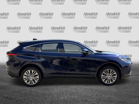 Used 2023 Toyota Venza Limited AWD/4WD image 11