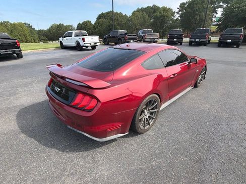 Used 2018 Ford Mustang GT Premium w/ GT Performance Package RWD image 11