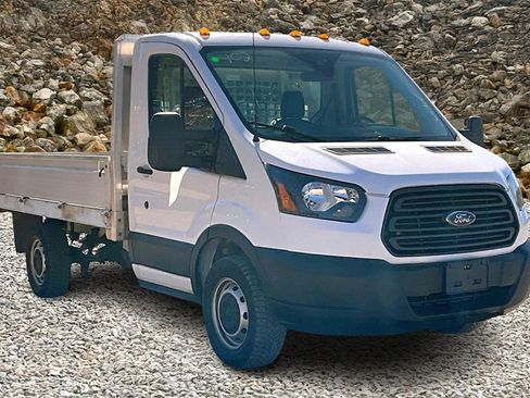 Used 2019 Ford Transit 250 Base image 6