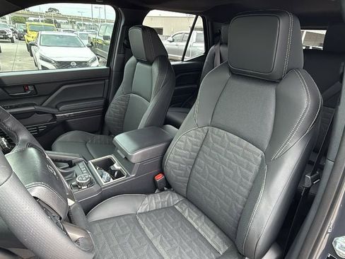 New 2026 Toyota 4Runner TRD Off-Road Premium AWD/4WD image 14