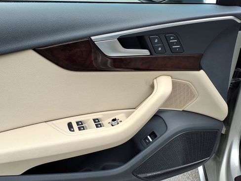 Used 2017 Audi A4 2.0T allroad Premium Plus AWD/4WD image 7