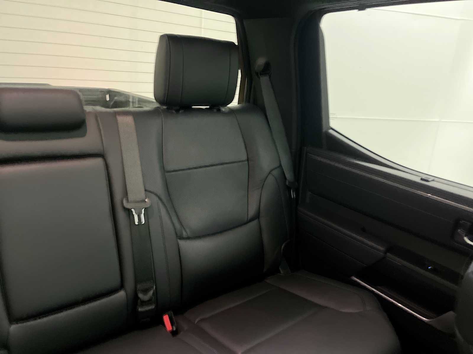 Used 2022 Toyota Tundra Platinum AWD/4WD image 14
