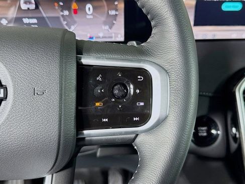 New 2026 Nissan Armada SL w/ Captain's Chari Seat Package image 11