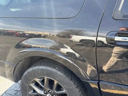 Used 2017 Ford Expedition EL Limited w/ Limited Appearance Package AWD/4WD image 6