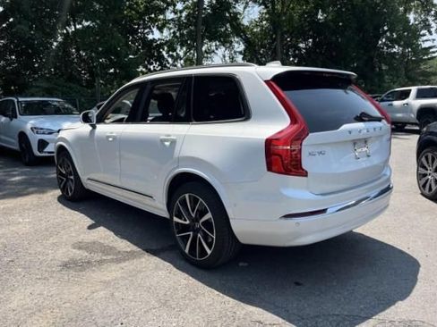 Used 2023 Volvo XC90 B5 Plus w/ Protection Package Premier AWD/4WD image 3