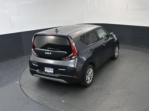 Used 2023 Kia Soul LX FWD image 32