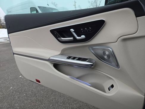 New 2026 Mercedes-Benz CLE 300 4MATIC Cabriolet image 16